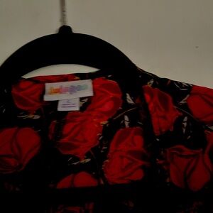NWOT LuLaRoe Lindsay cover up